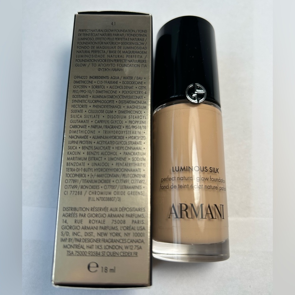 NWT🌷Armani Luminous Silk Natural Glow Blurring Foundation 24H Wear in #4.1 - Picture 3 of 3